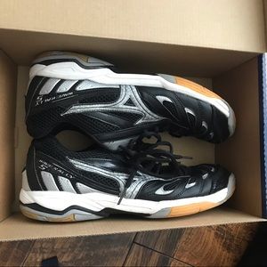 Mizuno Volleyball Shoes